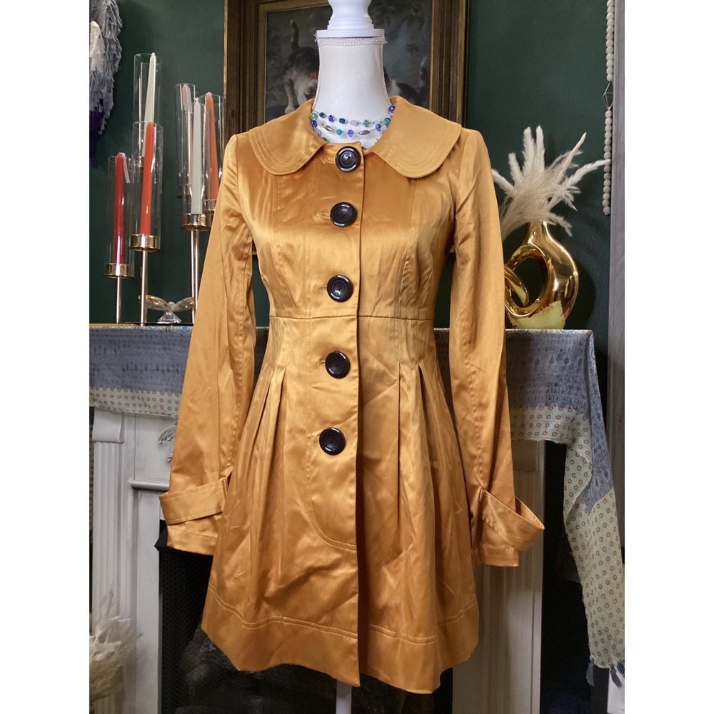 L.N. San Francisco Mustard Gold Satin Fit and Flare Pleated Jacket Size S